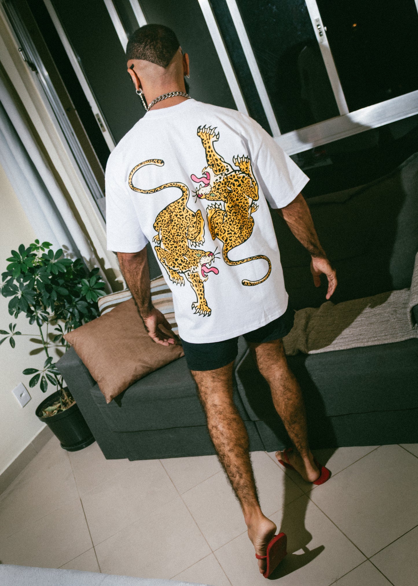 JAGUAR OVERSIZED TSHIRT